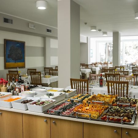 Hotel Giulietta سينِغاليا المظهر الخارجي الصورة