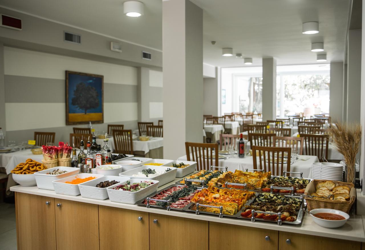 Hotel Giulietta سينِغاليا المظهر الخارجي الصورة