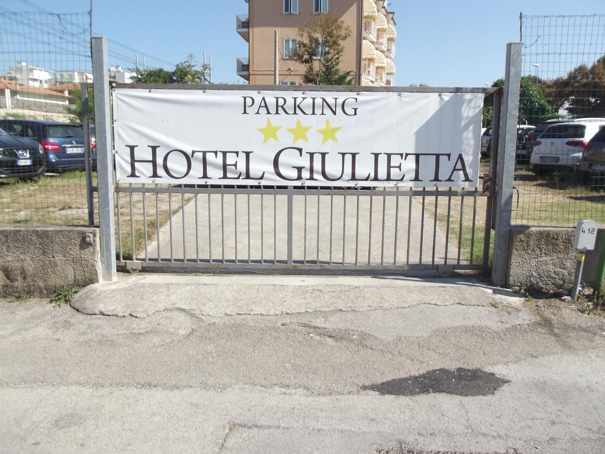 Hotel Giulietta سينِغاليا المظهر الخارجي الصورة